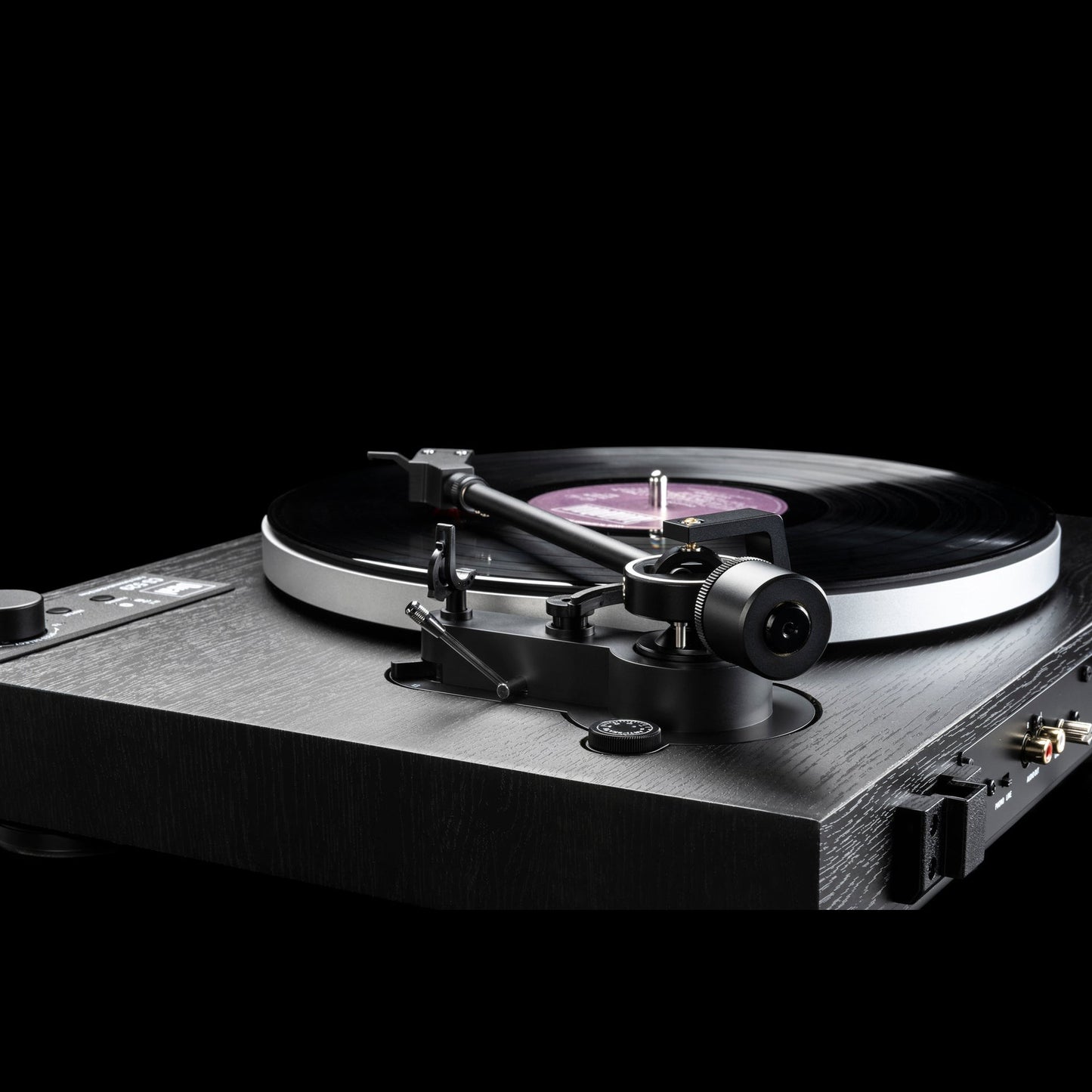 Dual CS 529 Fully Automatic Belt Drive Turntable With BT