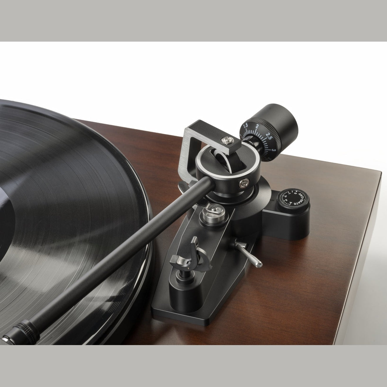 Dual CS 618 Manual Direct Drive Turntable