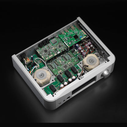 Esoteric N-05XE Network DAC/Preamplifier