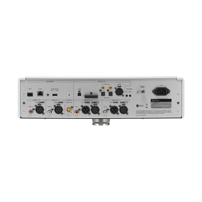 Esoteric N-05XE Network DAC/Preamplifier